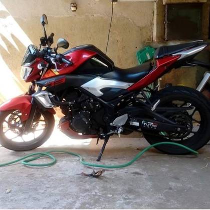 YAMAHA MT-03 YAMAHA MT-03